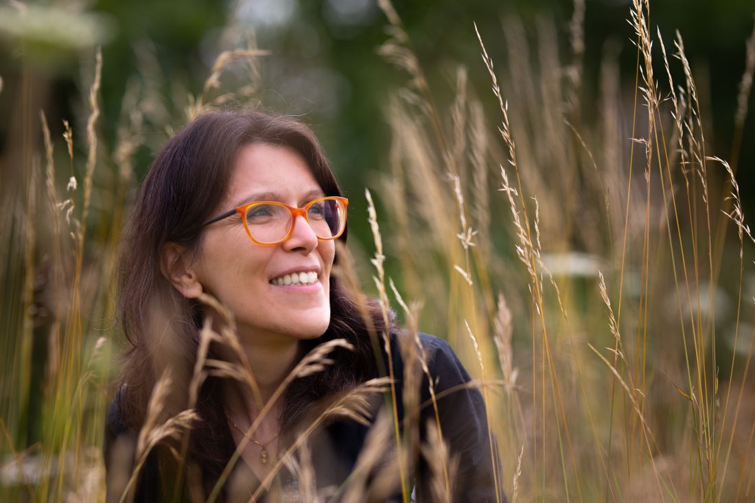 Virginie Consol, Maître Praticien en Hypnose Sajece, à Villefontaine (38) proche de Lyon (69), prête à vous accompagner dans votre lutte contre l'anxiété généralisée